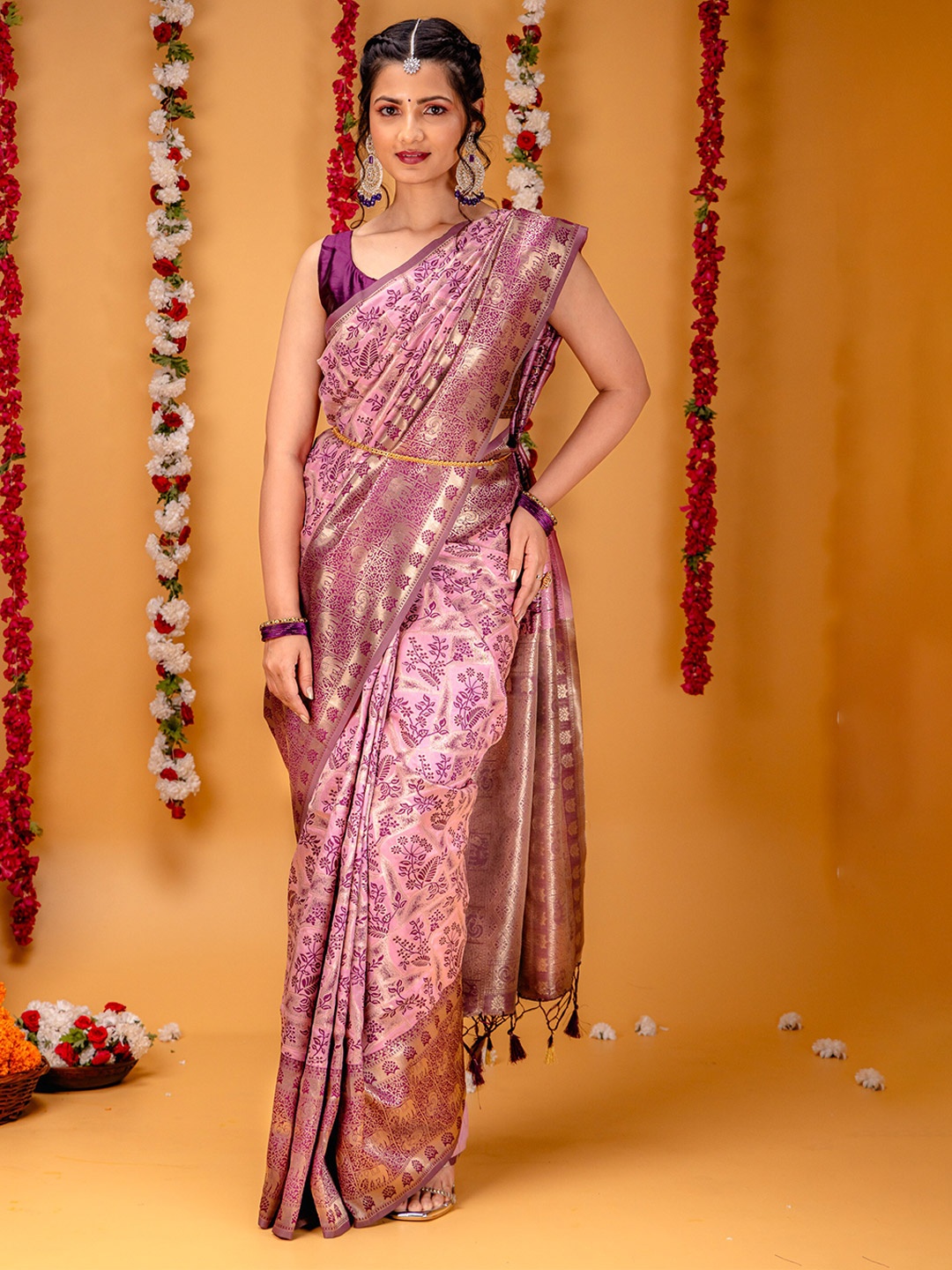 

MIMOSA Ethnic Motifs Zari Art Silk Banarasi Saree, Pink