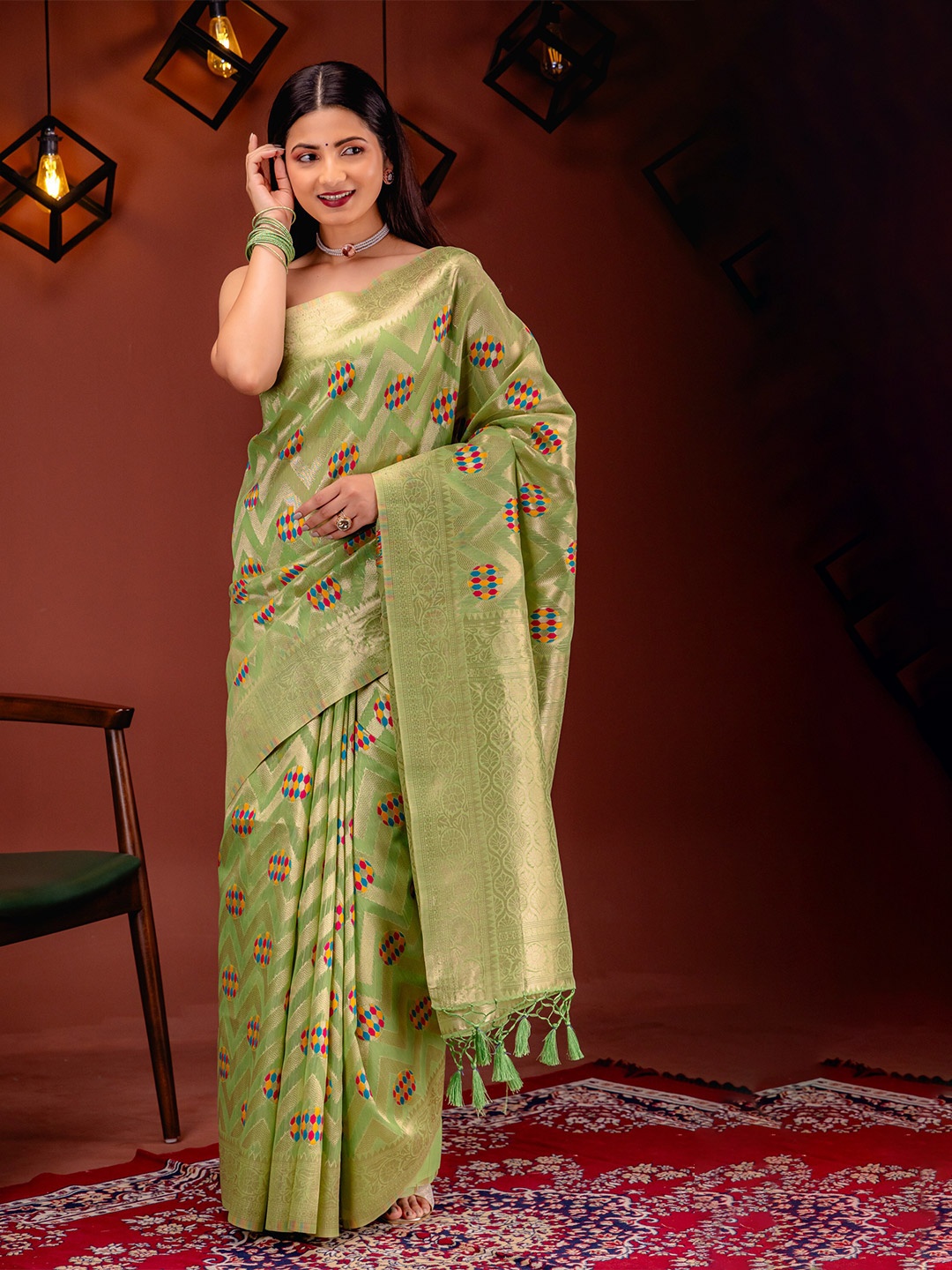 

MIMOSA Ethnic Motifs Woven Design Zari Art Silk Banarasi Saree, Olive