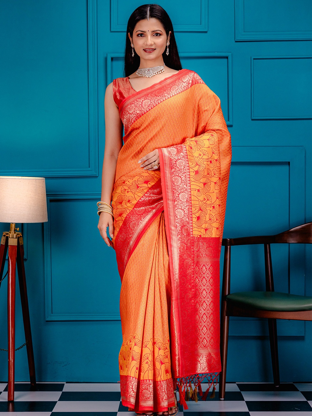 

MIMOSA Floral Woven Design Zari Art Silk Kanjeevaram Saree, Orange