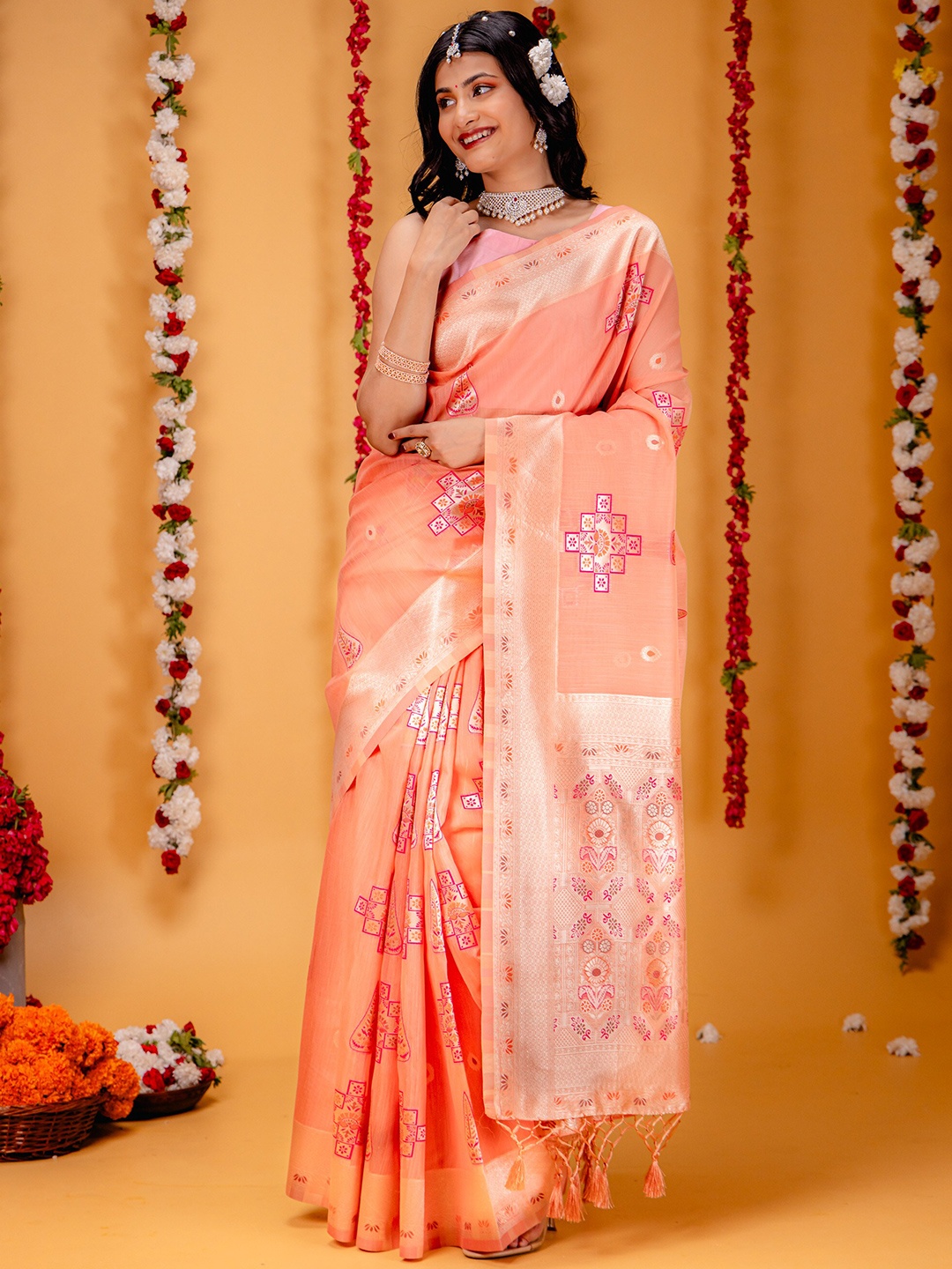 

MIMOSA Ethnic Motifs Zari Art Silk Banarasi Saree, Peach