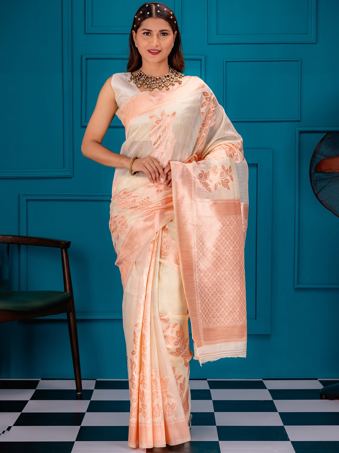 

MIMOSA Woven Design Zari Art Silk Banarasi Saree, Off white