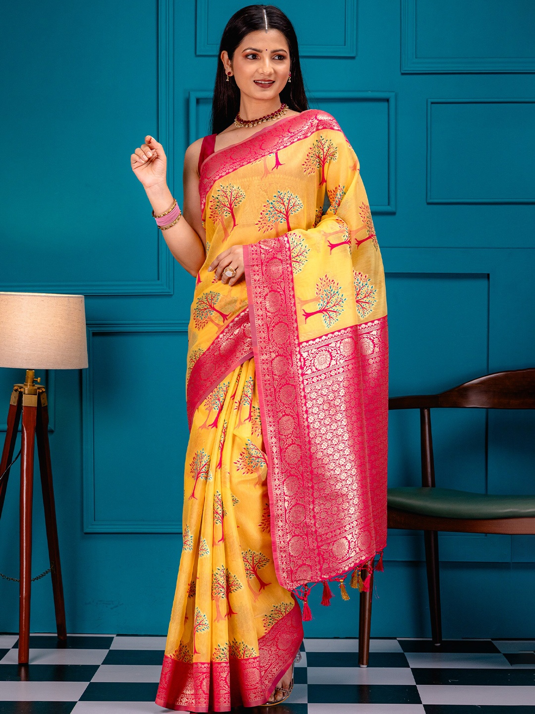 

MIMOSA Ethnic Motifs Zari Art Silk Banarasi Saree, Gold