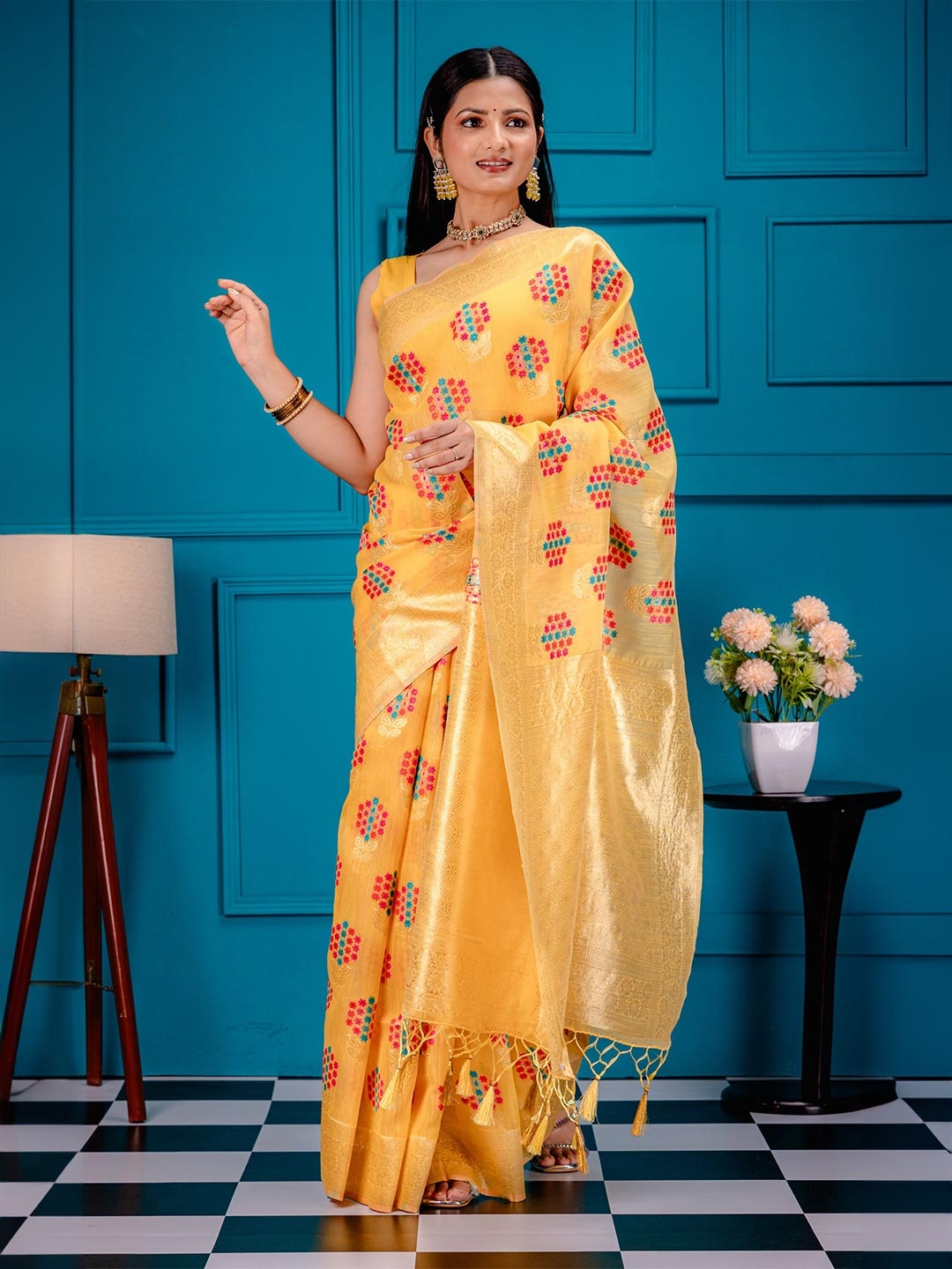 

MIMOSA Floral Woven Design Zari Art Silk Banarasi Saree, Gold