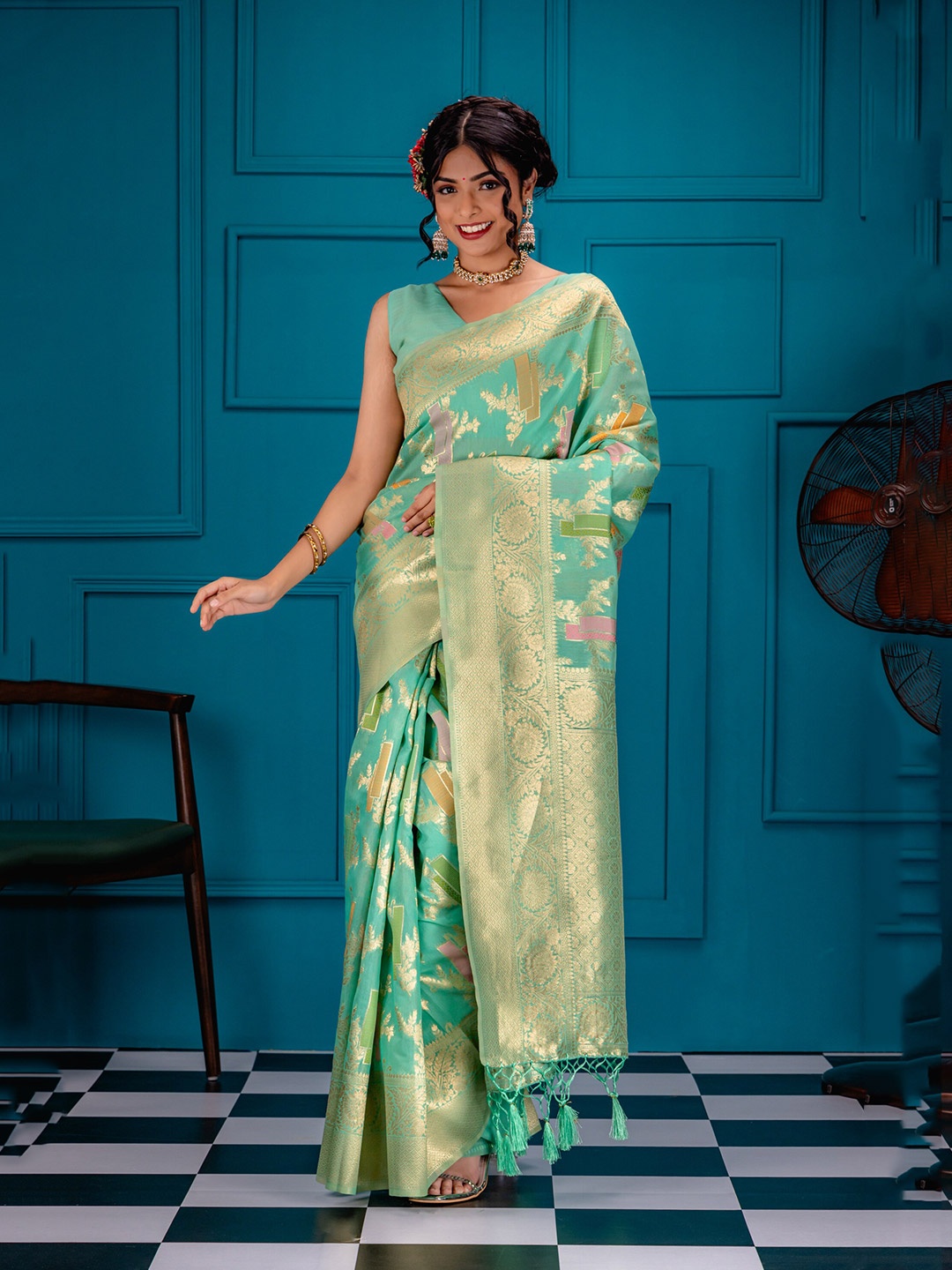 

MIMOSA Ethnic Motifs Woven Design Zari Banarasi Saree, Sea green