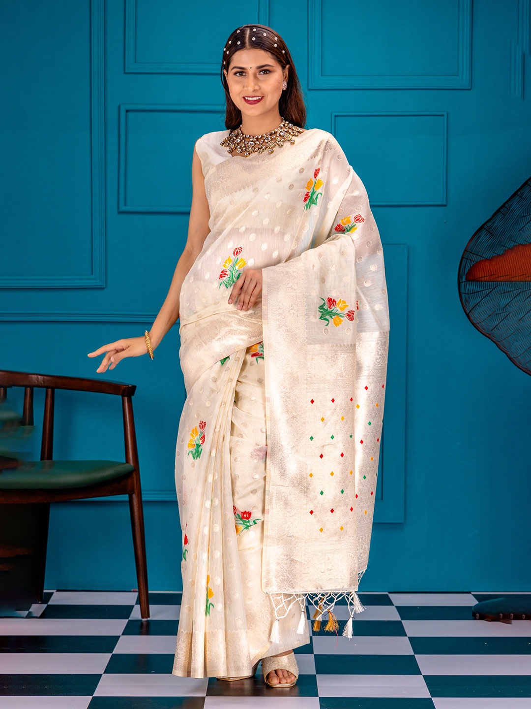 

MIMOSA Ethnic Motifs Woven Design Zari Art Silk Banarasi Saree, Off white