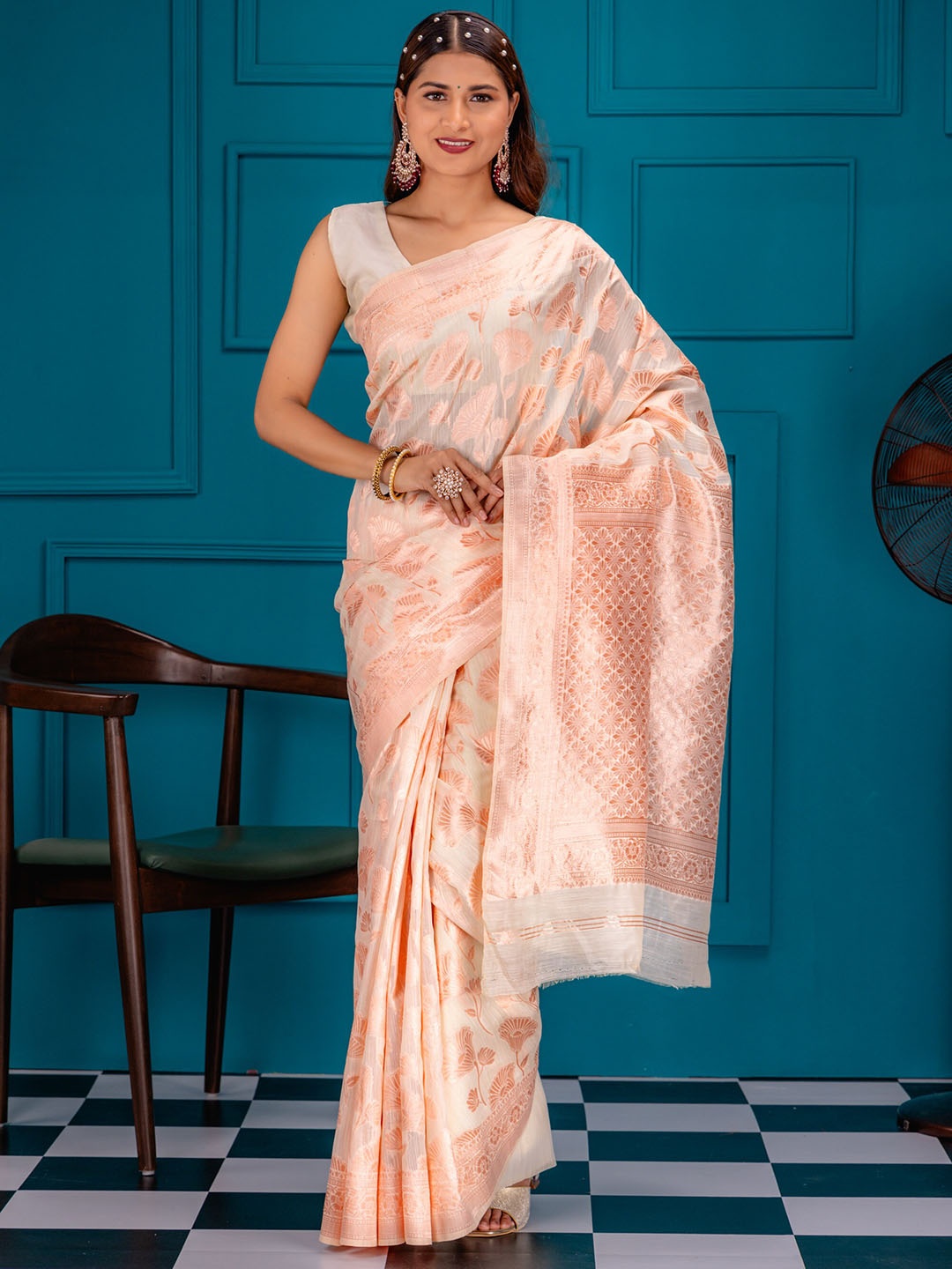 

MIMOSA Ethnic Motifs Zari Art Silk Banarasi Saree, Off white