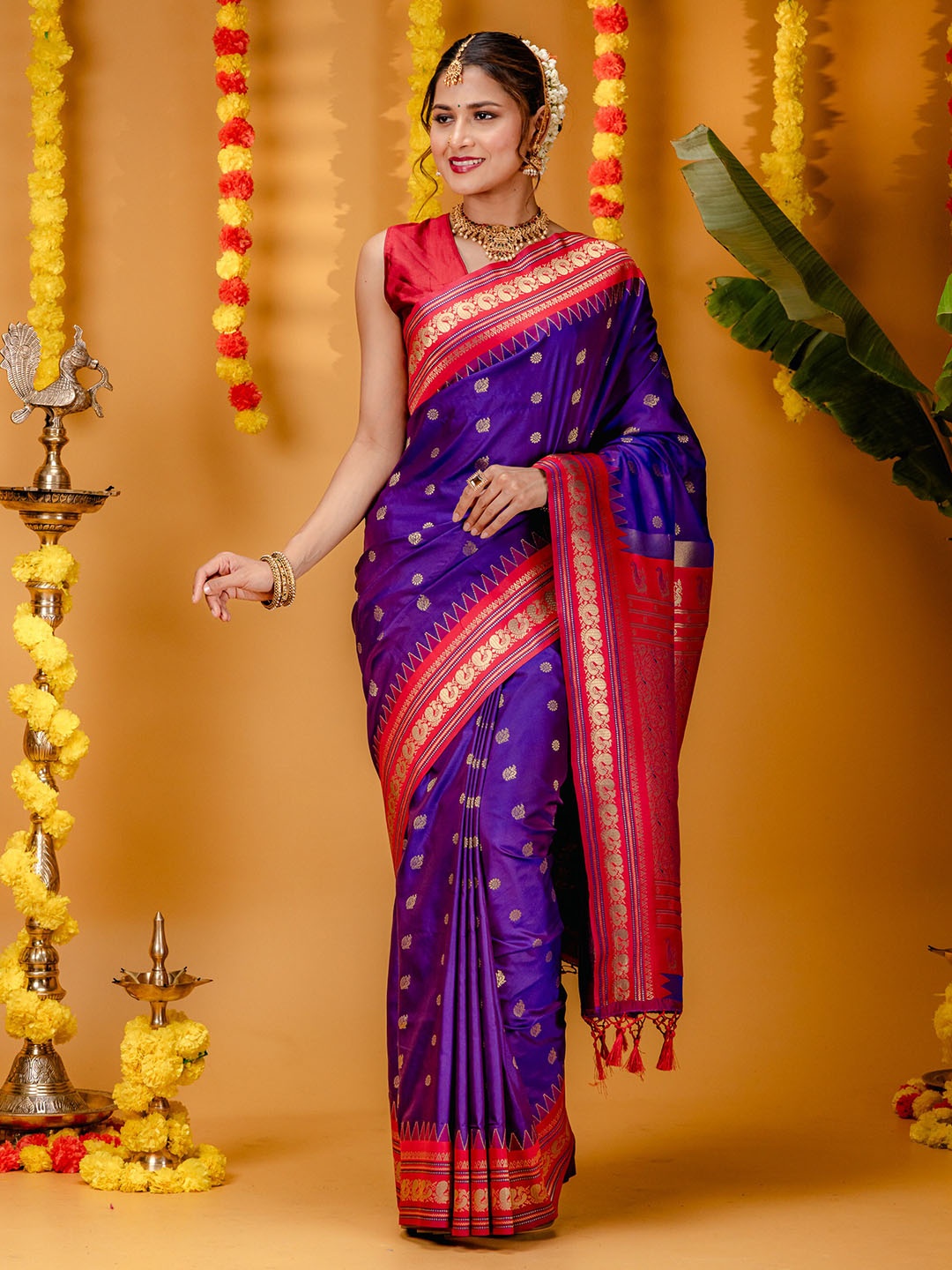 

MIMOSA Woven Design Zari Art Silk Kanjeevaram Saree, Violet