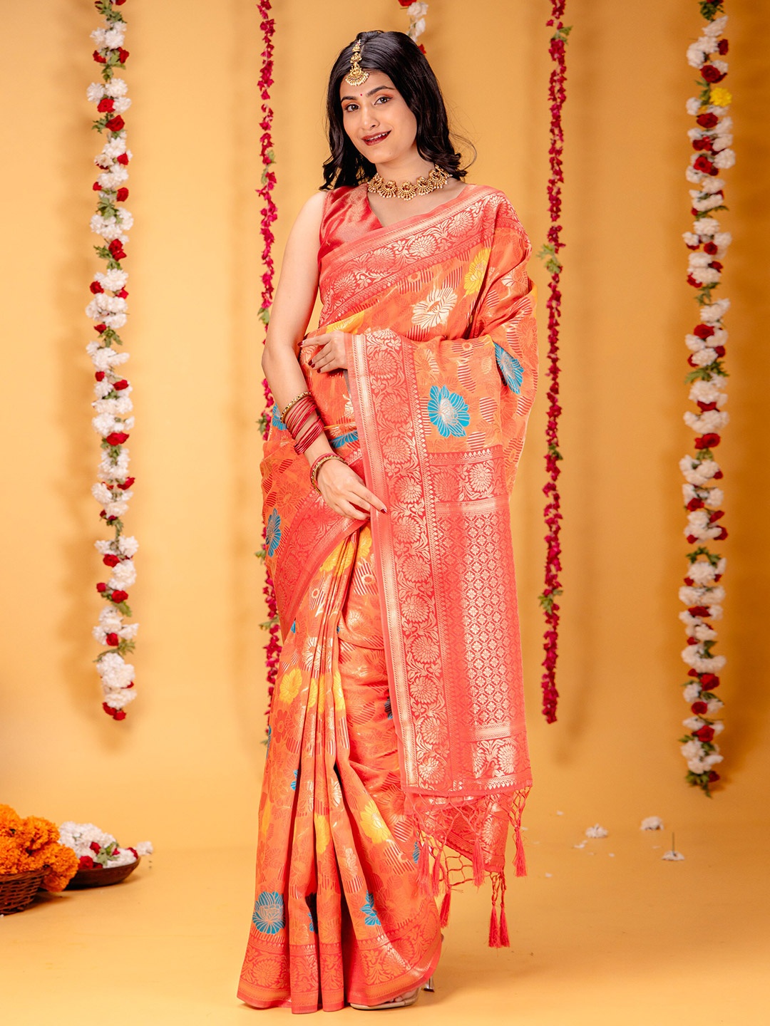 

MIMOSA Woven Design Zari Art Silk Banarasi Saree, Peach