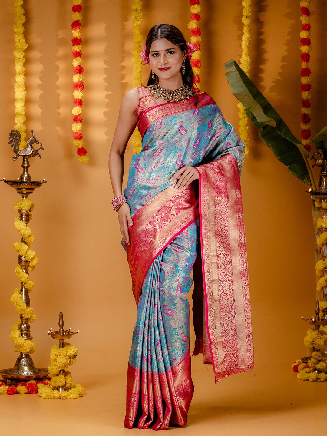 

MIMOSA Ethnic Motifs Woven Design Zari Kanjeevaram Saree, Blue