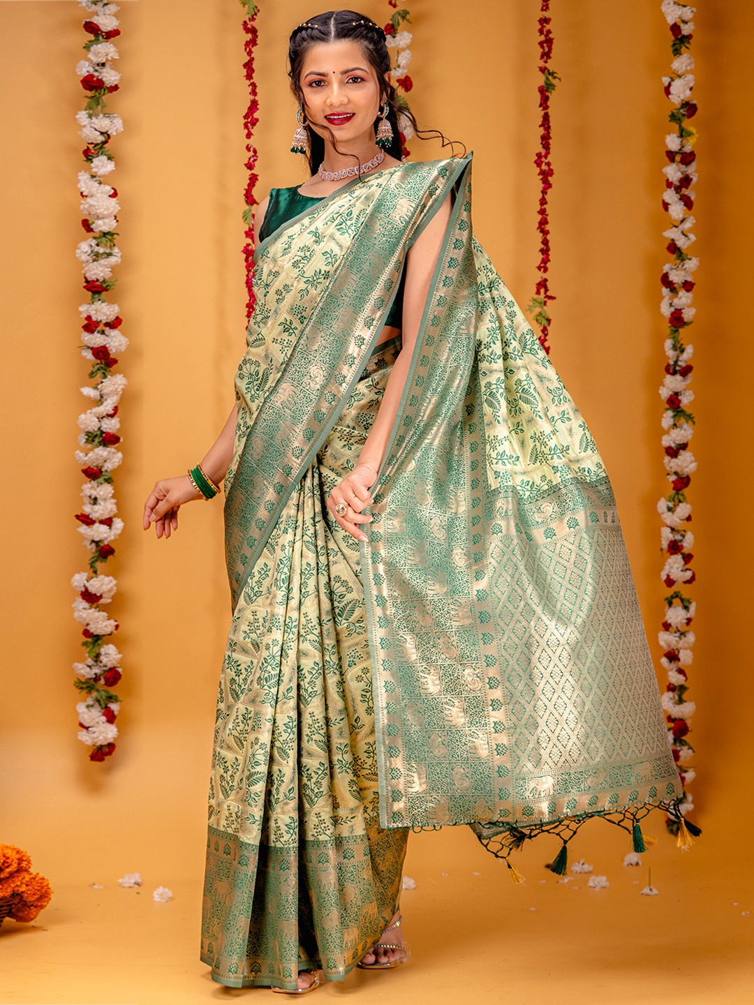 

MIMOSA Ethnic Motifs Woven Design Zari Banarasi Saree, Olive