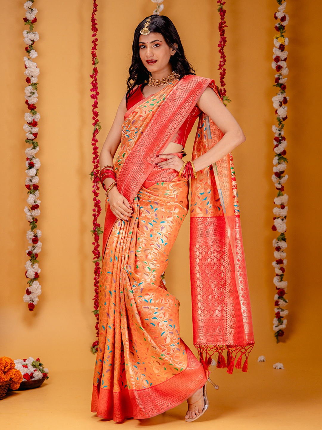 

MIMOSA Ethnic Motifs Woven Design Zari Kanjeevaram Saree, Peach