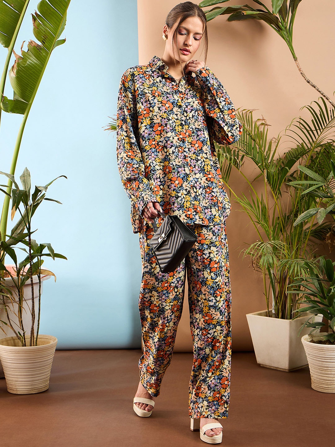 

SASSAFRAS Blue Floral Printed Oversize Shirt With Trousers