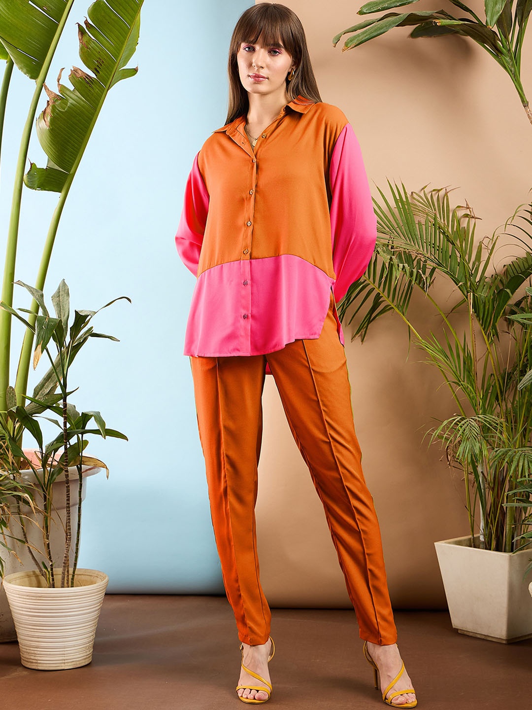 

SASSAFRAS Orange-Coloured Colourblocked Shirt With Trousers