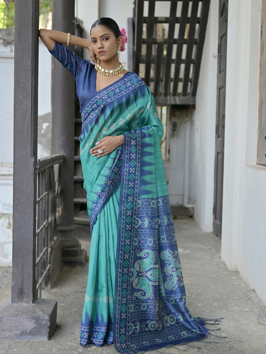 

VISHNU WEAVES Geometric Printed Tussar Saree, Teal