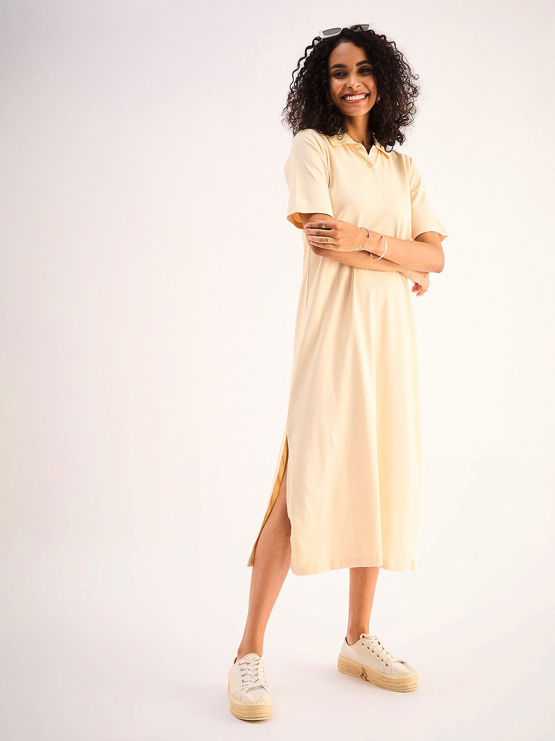 

SASSAFRAS BASICS Beige Shirt Collar Pure Cotton Oversized T-shirt Midi Dress