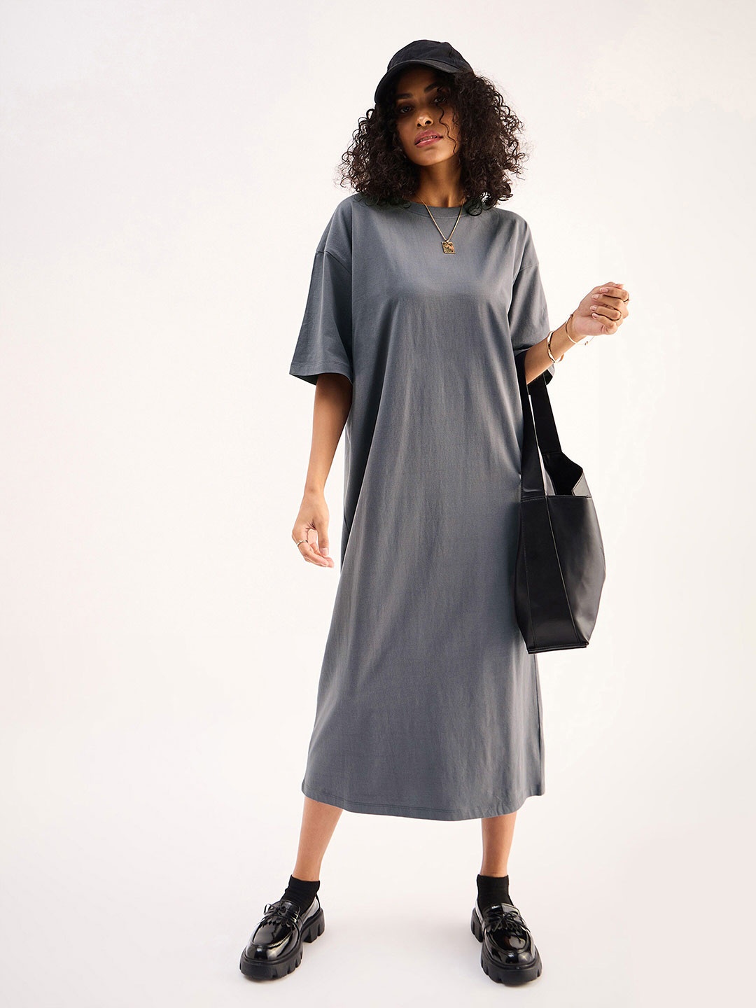 

SASSAFRAS BASICS Grey Drop Shoulder Sleeves Pure Cotton Oversized T-shirt Midi Dress