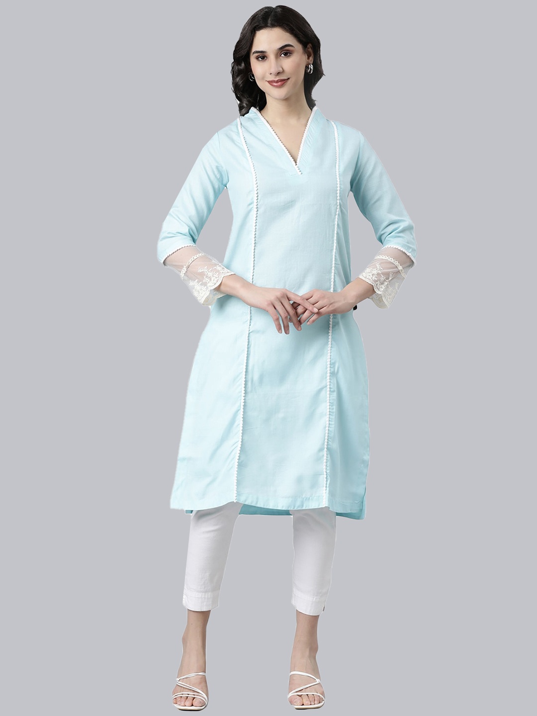 

Samhitas V Neck A-Line Kurta, Blue