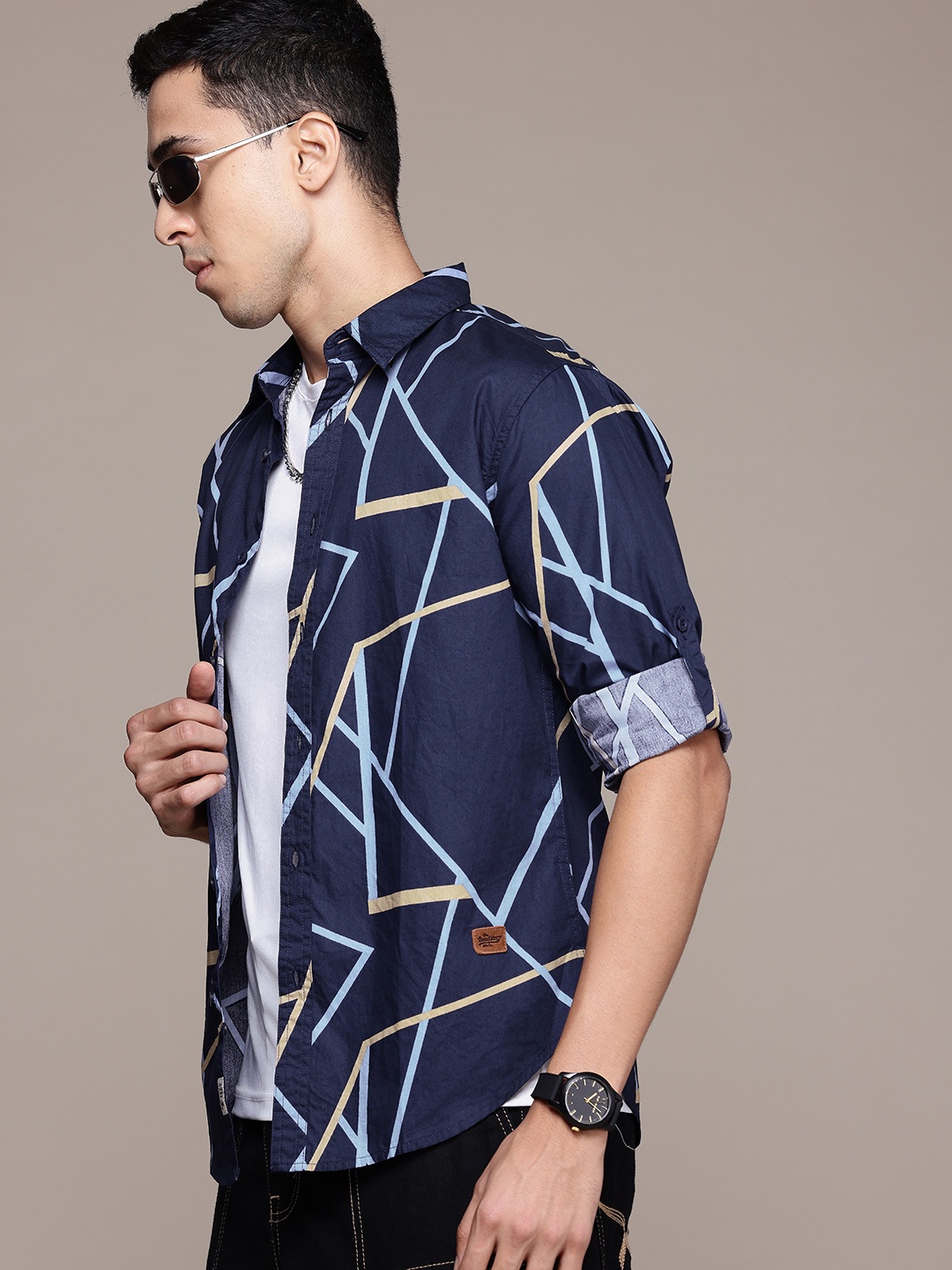 

The Roadster Lifestyle Co. Men Pure Cotton Printed Casual Shirt, Navy blue