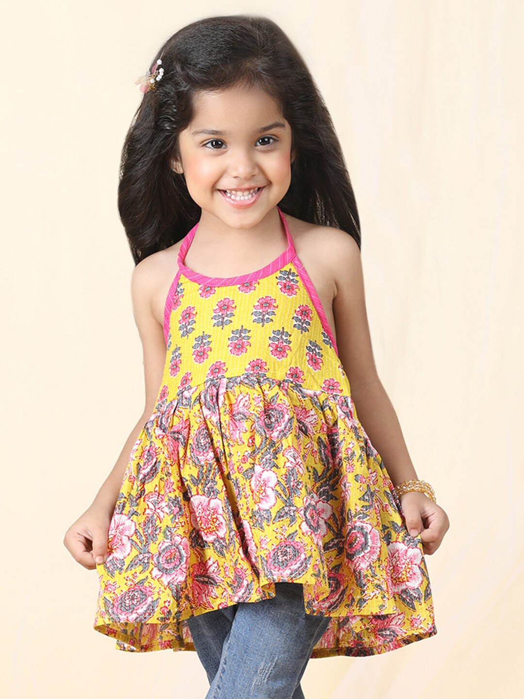 

Sangria Girls Floral Printed Pure Cotton Halter Neck Empire Top, Yellow