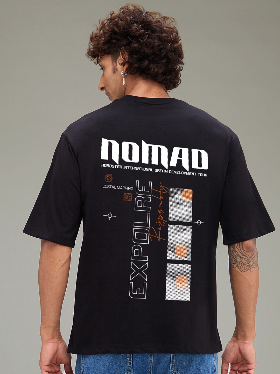 

The Roadster Lifestyle Co. Black Graphic Printed Cotton Oversized T-Shirt