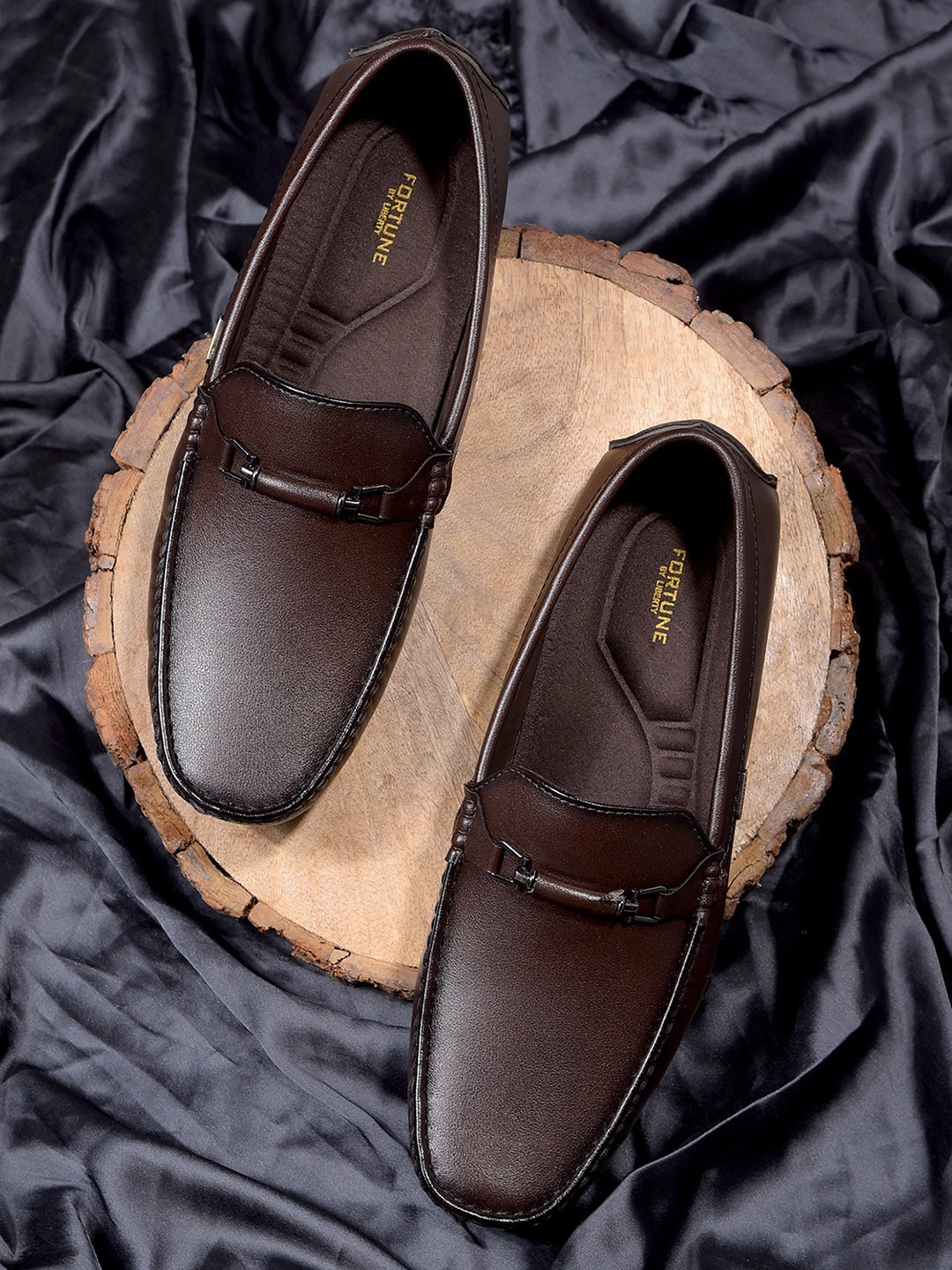 

Liberty Men Textured Square Toe Loafers, Brown