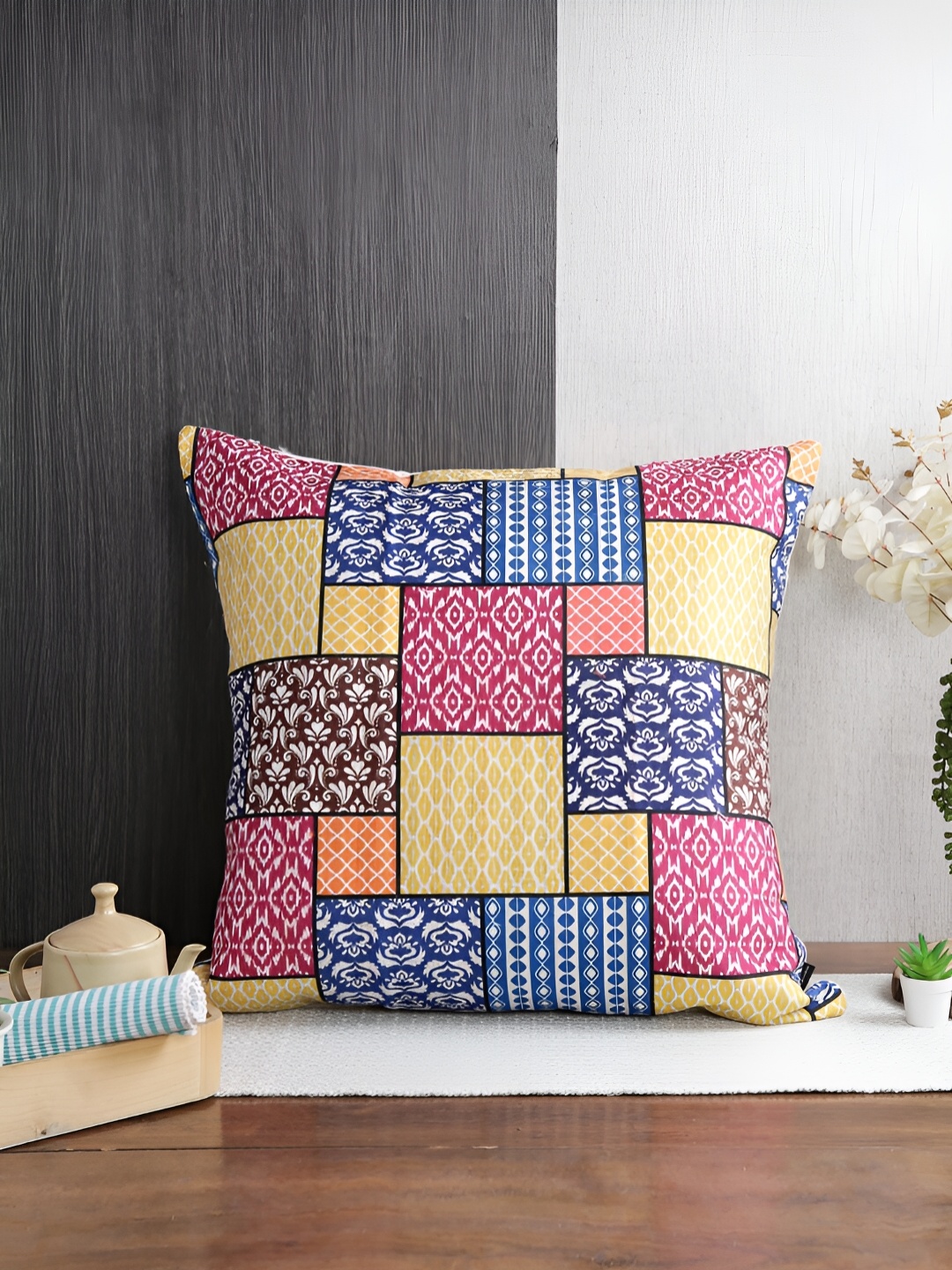 

Aura Blue & Yellow 2Pcs Geometric Velvet Square Cushion Covers