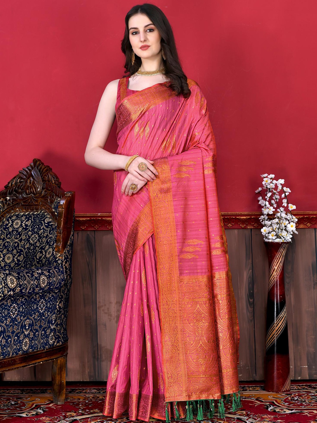 

PATIALAPICKS Woven Design Zari Pure Silk Paithani Saree, Pink