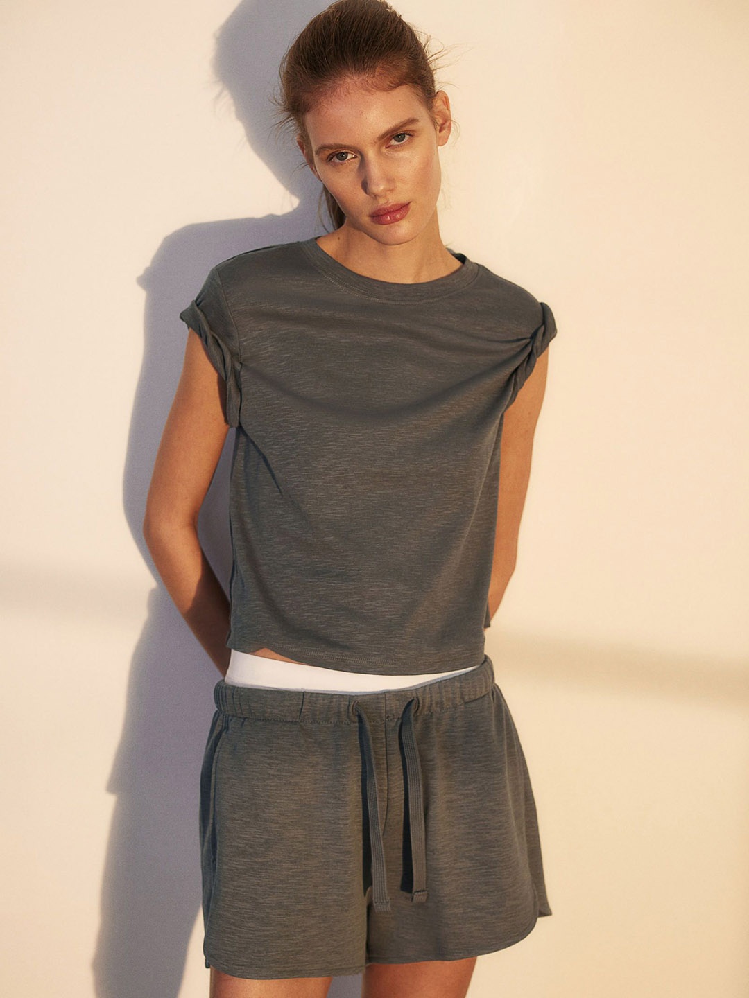 

H&M Pure Cotton T-shirt, Olive