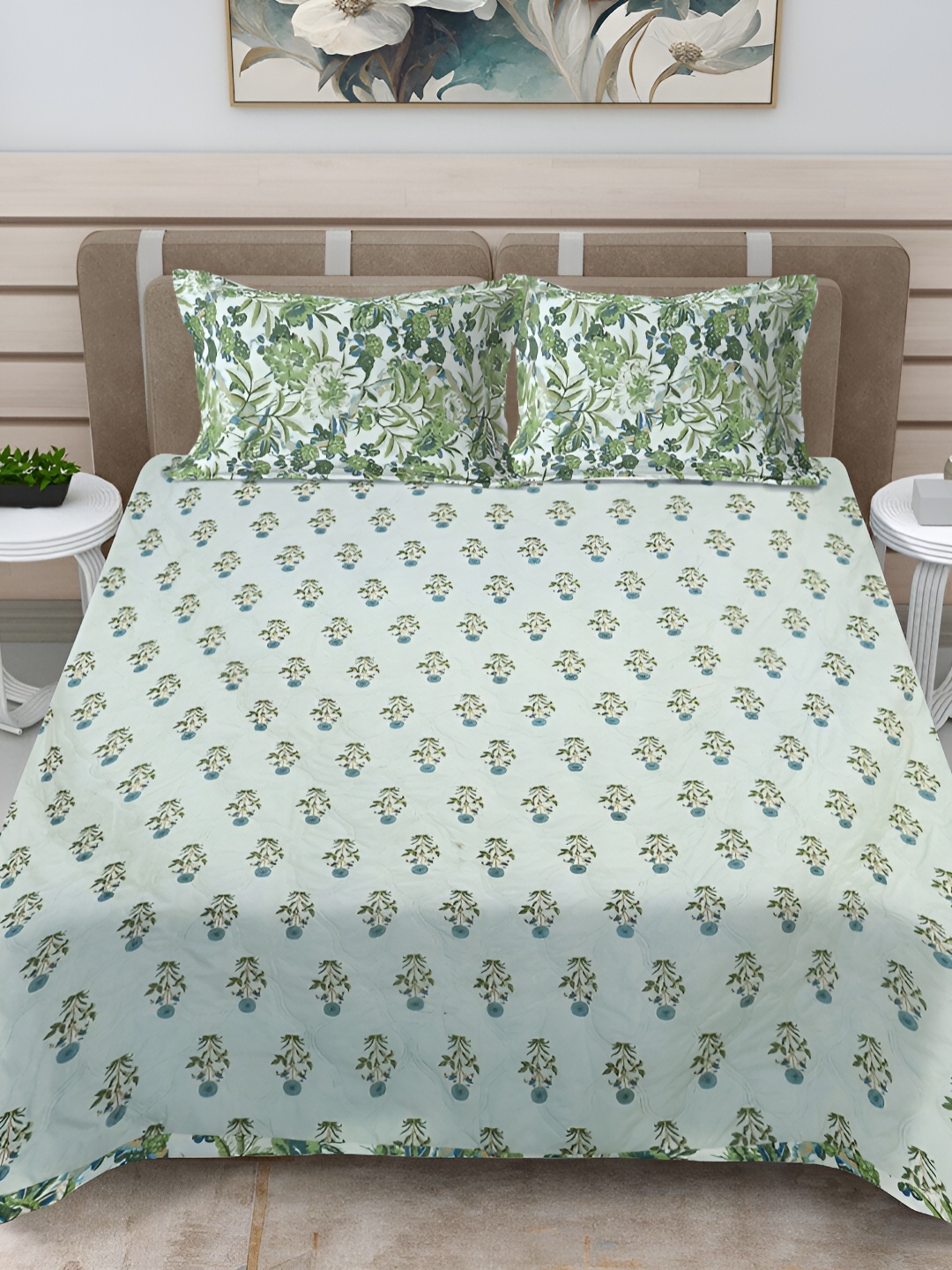 

FABINALIV Green & White Floral Print Quilted Reversible King Bed Cover & 2 Pillow Covers