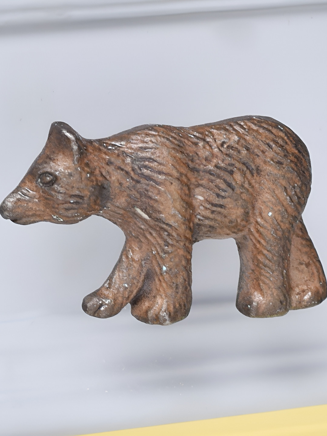 

Indianshelf Metallic Toned Antique Bear Iron Dresser Knob