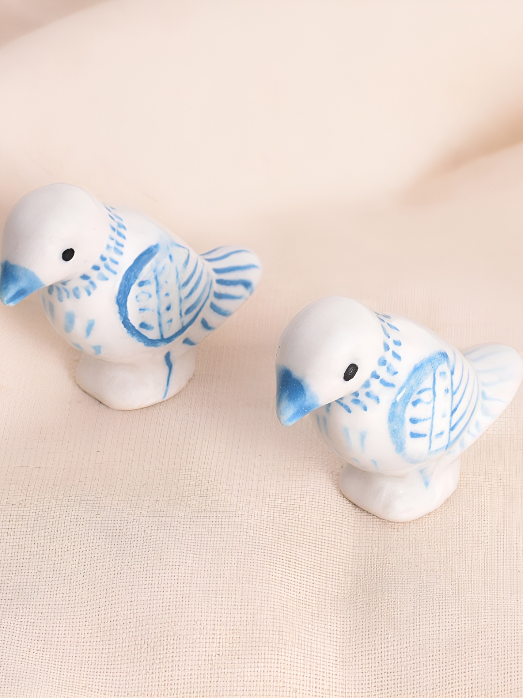 

Indianshelf Blue & White Bird Shaped Cabinet Knob