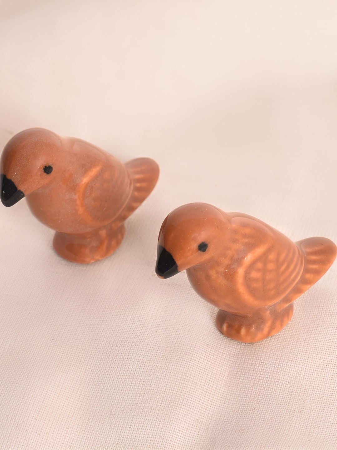 

Indianshelf Brown & Black Iron Sparrow Bird Knob