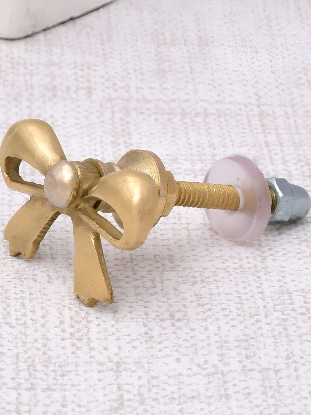 

Indianshelf Butterfly Bow Tie-shaped Brass Cabinet Knob, Gold