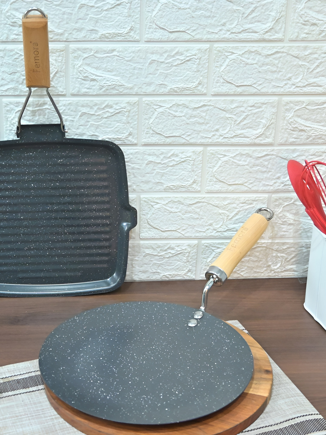 

Femora Black & Beige Carbon Steel Dishwasher Safe Cookware Set of
