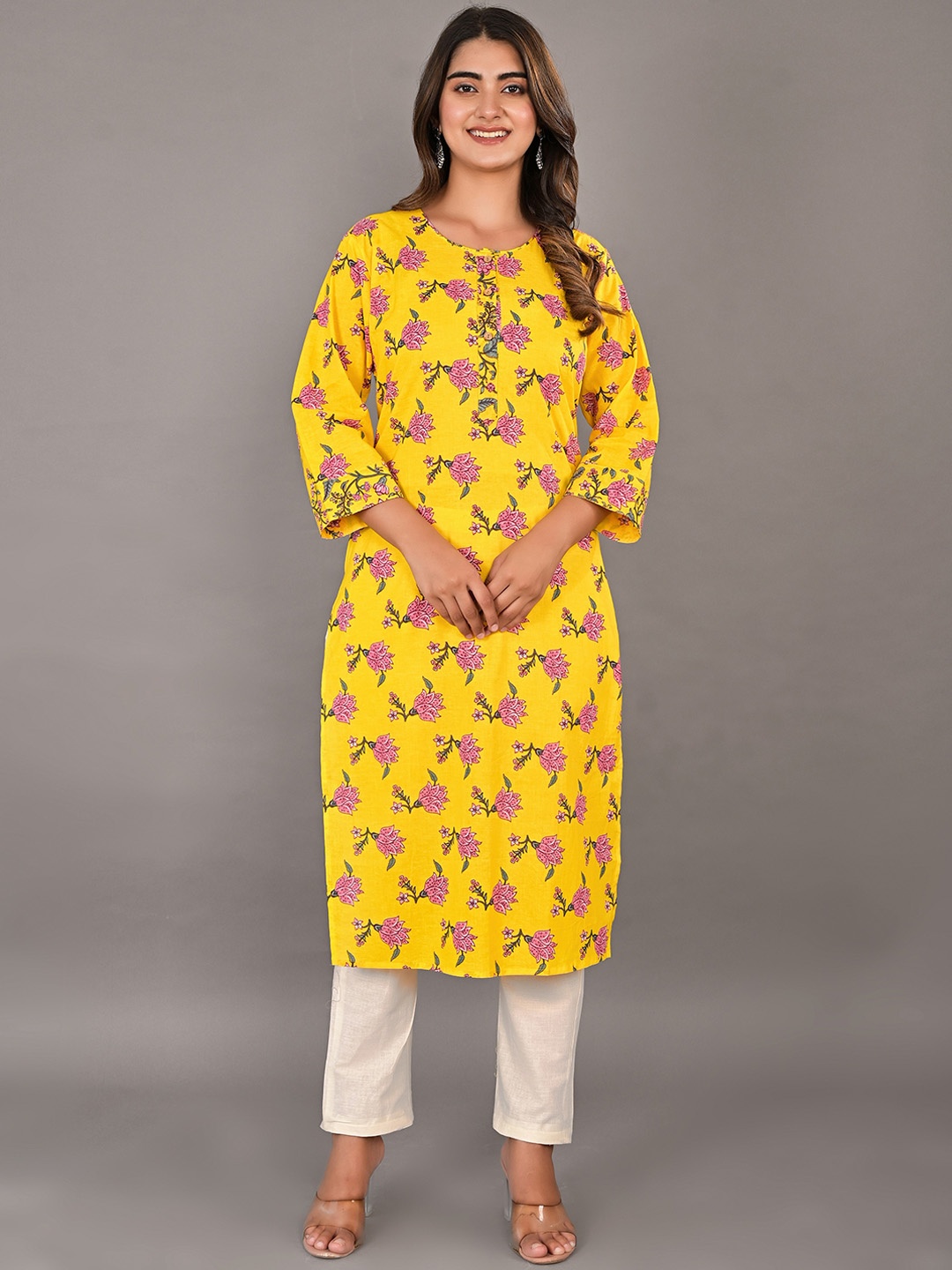 

Kaheksa Floral Printed Cotton Straight Kurta, Yellow