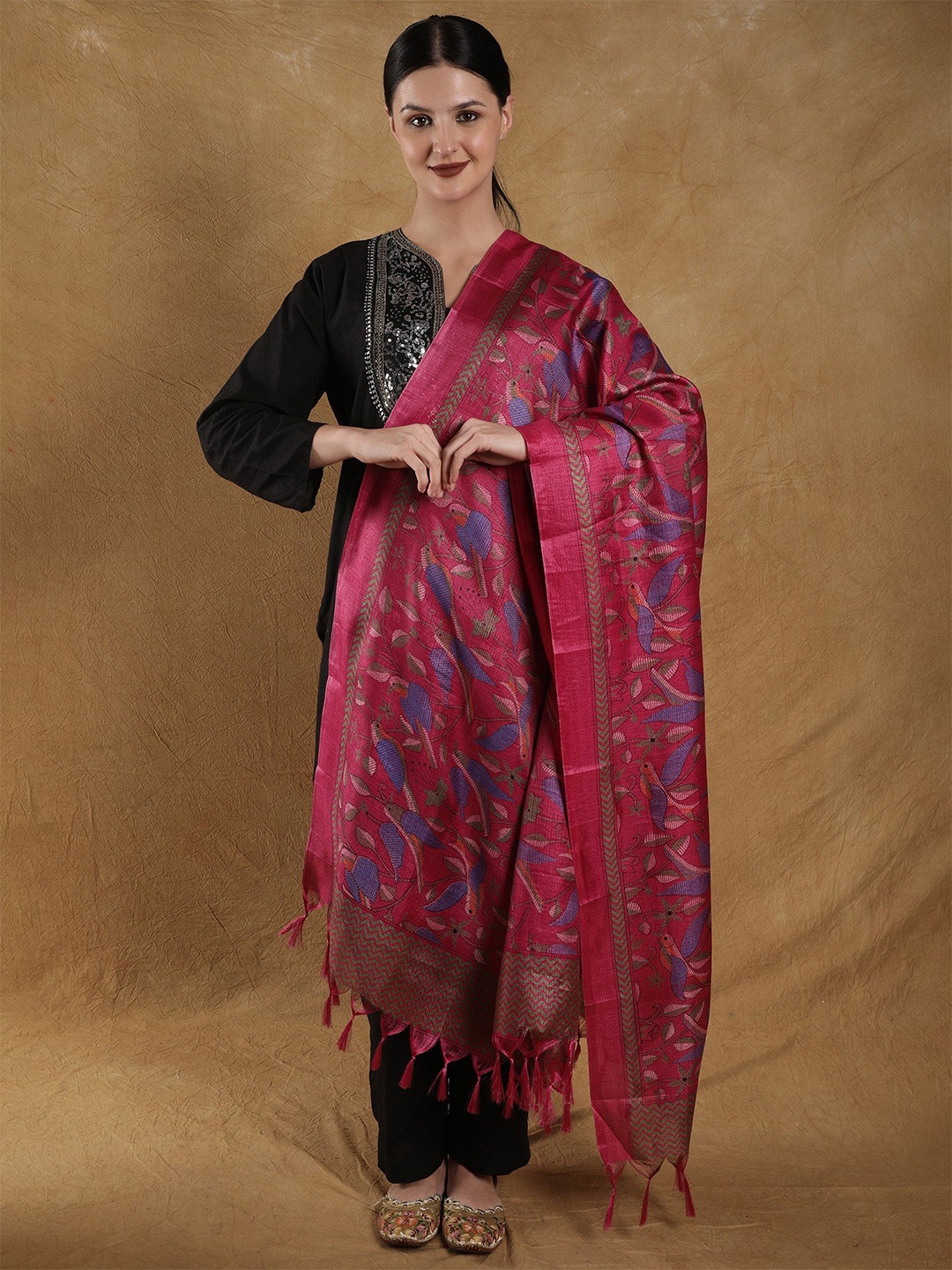 

Exotic India Lilac Rose Banglori Satin Birds and Leaf Printed Dupatta with Tassels