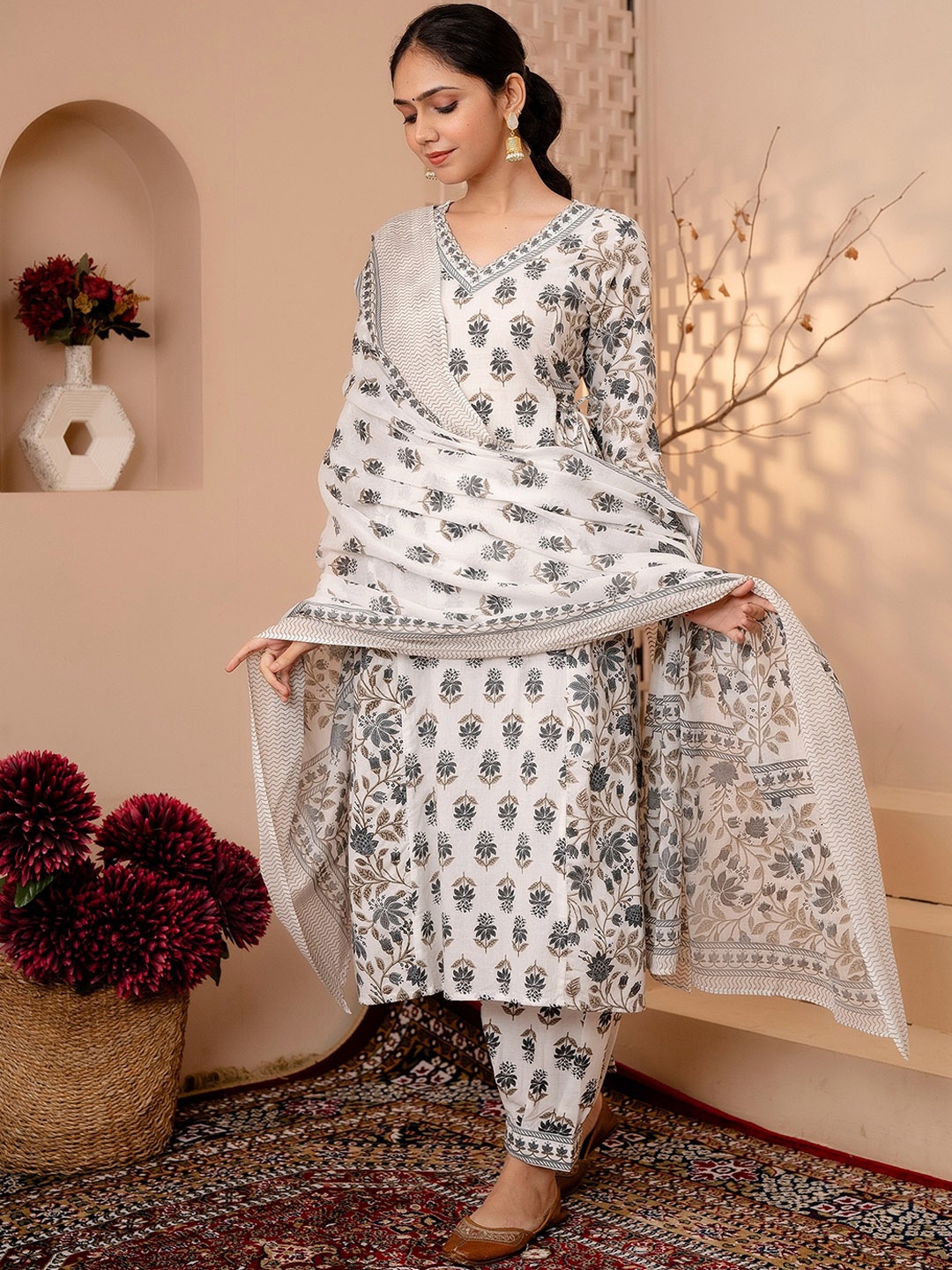 

SOMAPAH Floral Printed Pure Cotton Kurta & Salwar With Dupatta, Grey