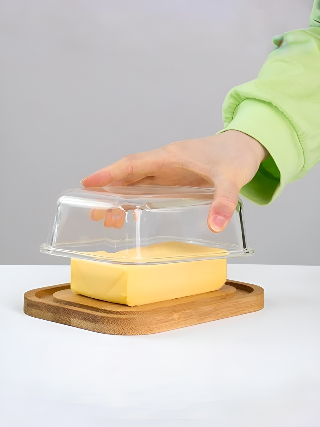 

The Better Home Transparent Borosilicate Glass Container For Butter Storage