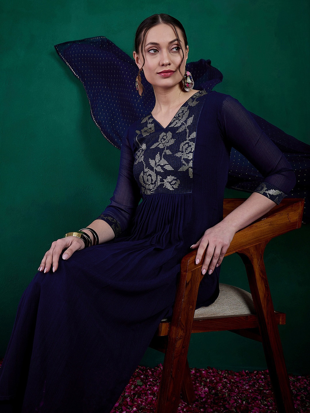 

Sangria Georgette Thread Sequence Embroidered Kurta With Trousers & Dupatta Set, Navy blue