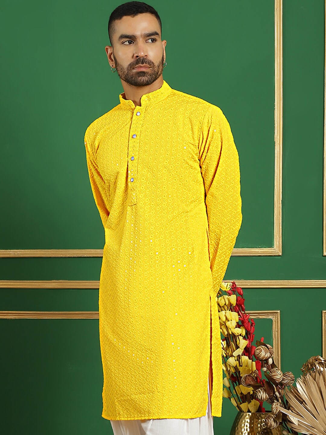 

Jompers Floral Embroidered Mandarin Collar Straight Kurta, Yellow