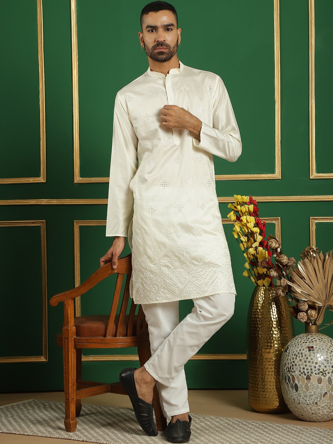 

Jompers Sequin Embroidered Straight Kurta, Cream