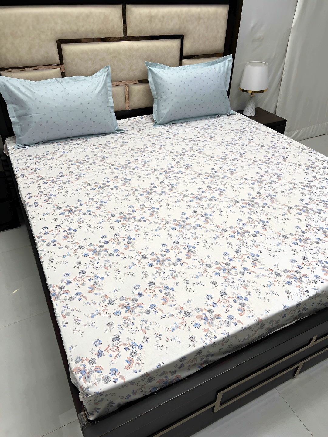 

Pure Decor White & Blue Floral 300 TC Cotton King Bedsheet with 2 Pillow Covers