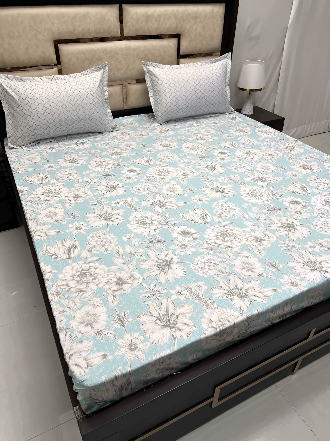 

Pure Decor Blue & Grey Floral 300 TC Cotton King Bedsheet with 2 Pillow Covers