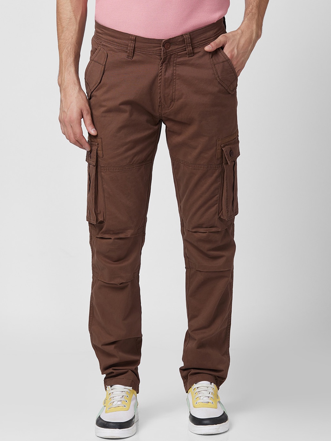 

SPYKAR Men Mid-Rise Cotton Cargos Trousers, Brown