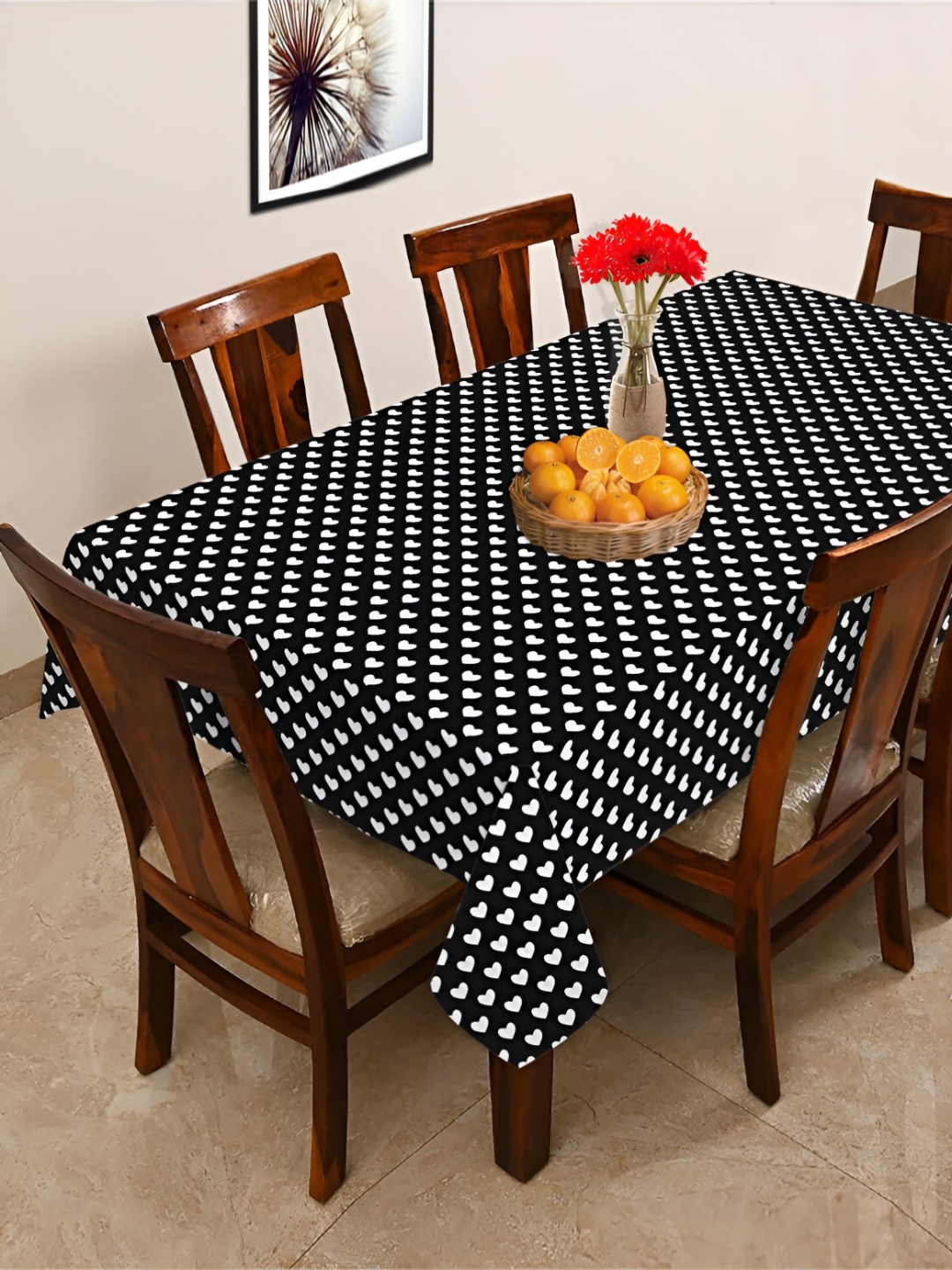 

OASIS Black & White Cotton 6-Seater Table Cover