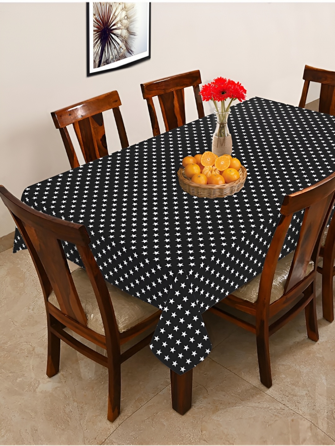 

OASIS Black & White Cotton 6-Seater Table Cover