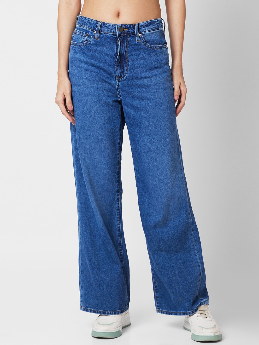 

SPYKAR Women High-Rise Light Fade Stretchable Jeans, Blue