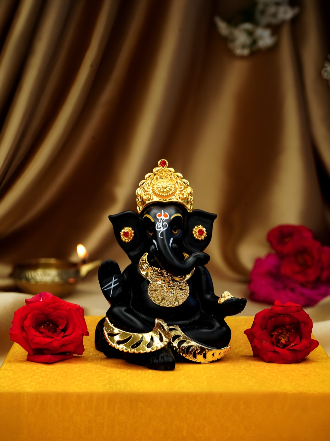 

Ekhasa Black Small Ganesh Idol Religious Showpiece