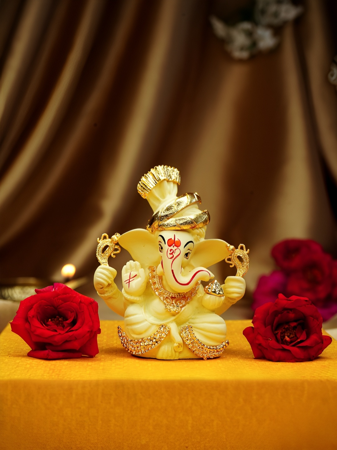

Ekhasa Off White Small Ganesh Idol Religious Showpiece