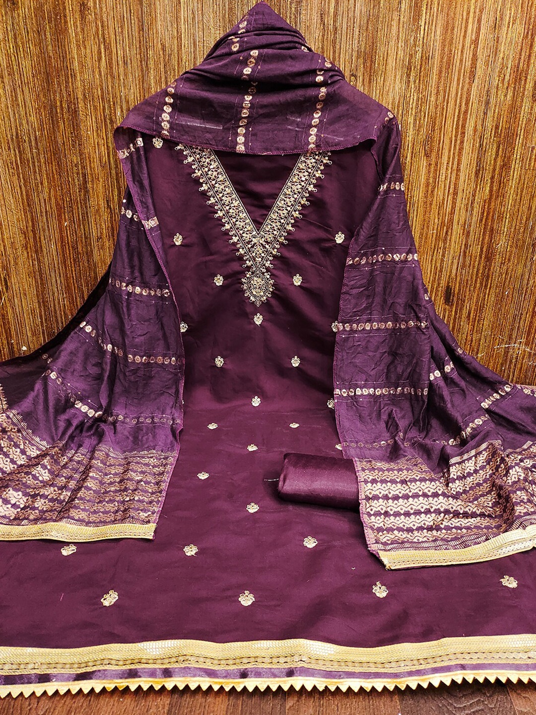 

Lilots Floral Embroidered Sequinned Unstitched Dress Material, Magenta